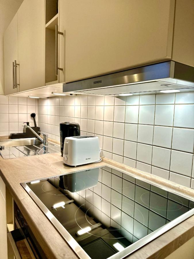 Wohnung Alte Mainbruecke - Gratis Kaffee - Netflix - Balkon 维尔茨堡 外观 照片